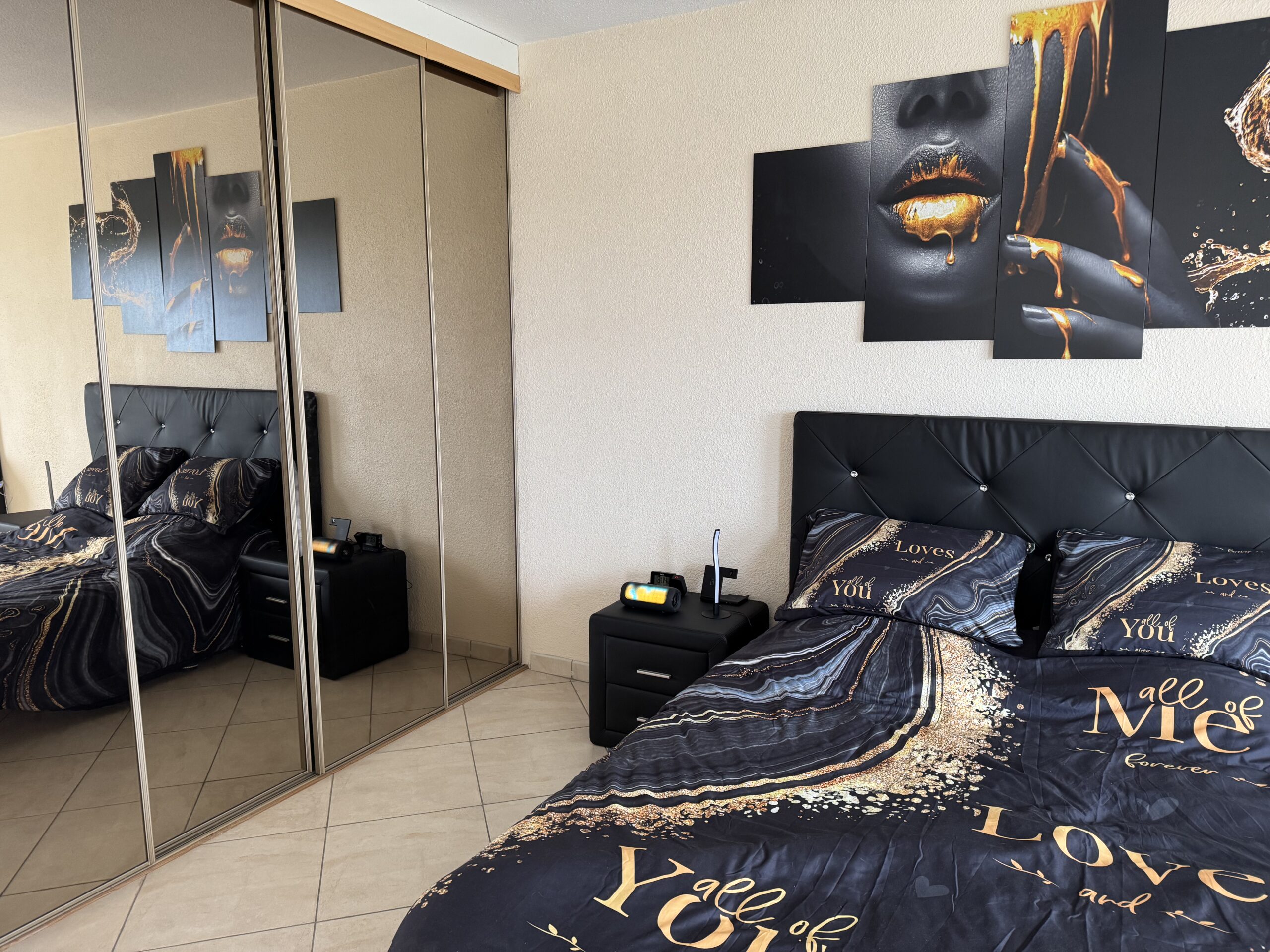 Appartement naturiste au Cap d'Agde avec terrasse et vue sur la mer